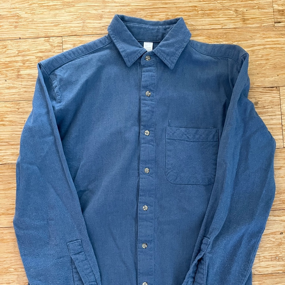 XS American Apparel Flannel, blue.